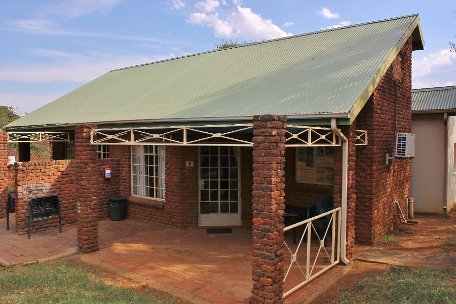 manyane safari tents